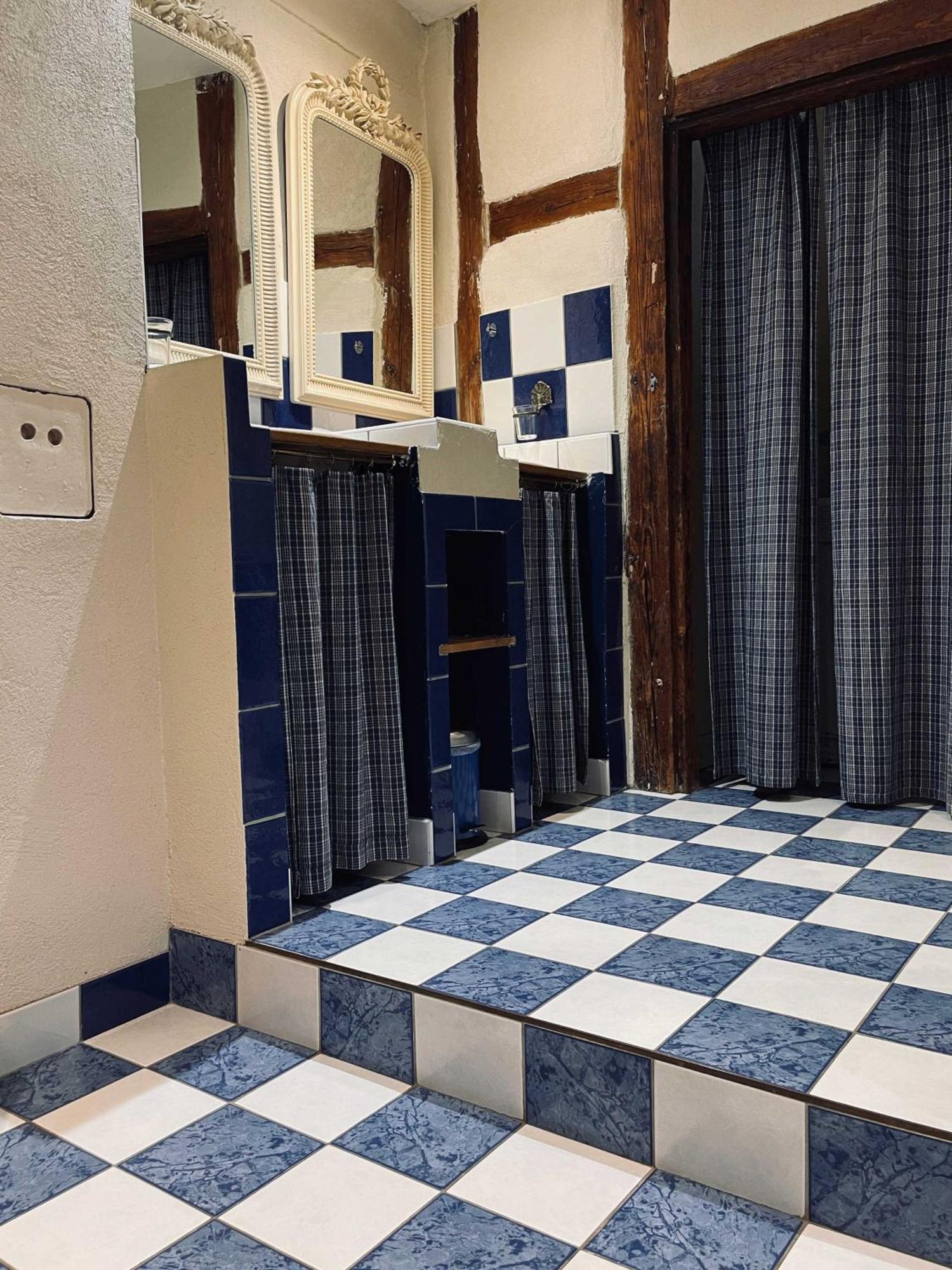 Gite Le Chemin De Ronde Ρικβίρ Εξωτερικό φωτογραφία